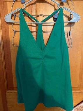 Old Navy Green V-Neck Sleeveless Women's Tank Top